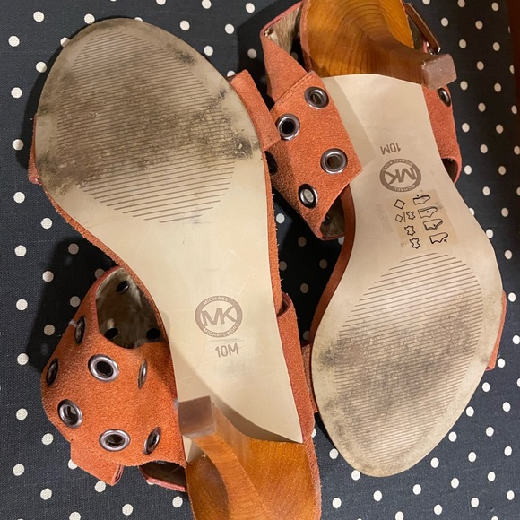 Michael Kors vintage Mild orange sandals Size 10M - Picture 5 of 5